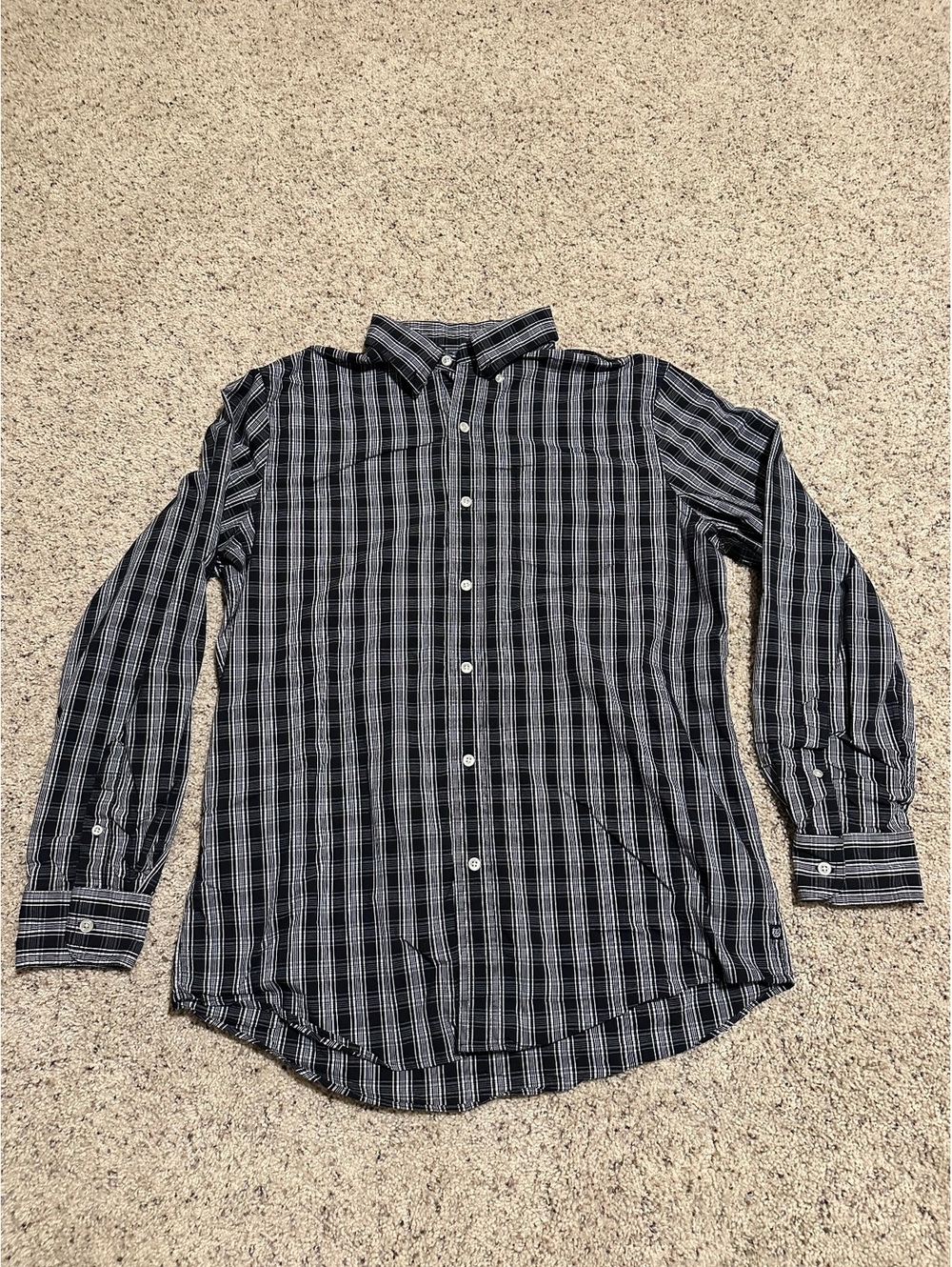 Chaps Men's Stretch Easy Care Black and White Plaid Button-Up Shirt Medium